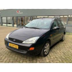 Ford FOCUS FOCUS; 1.6I-16V-WAGON Bj 2000 NAP Airco