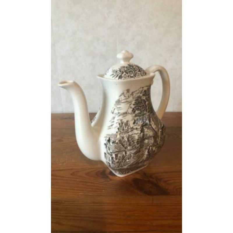 Wedgwood - old english theepot