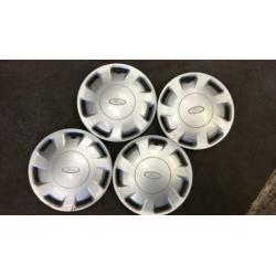 Set originele 13 inch Ford wieldoppen