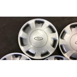 Set originele 13 inch Ford wieldoppen