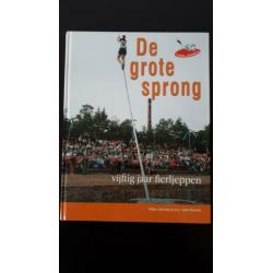 50 jaar Fierljeppen De grote sprong boek