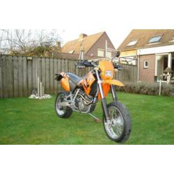 Ktm 640 smc bouwjaar 2002