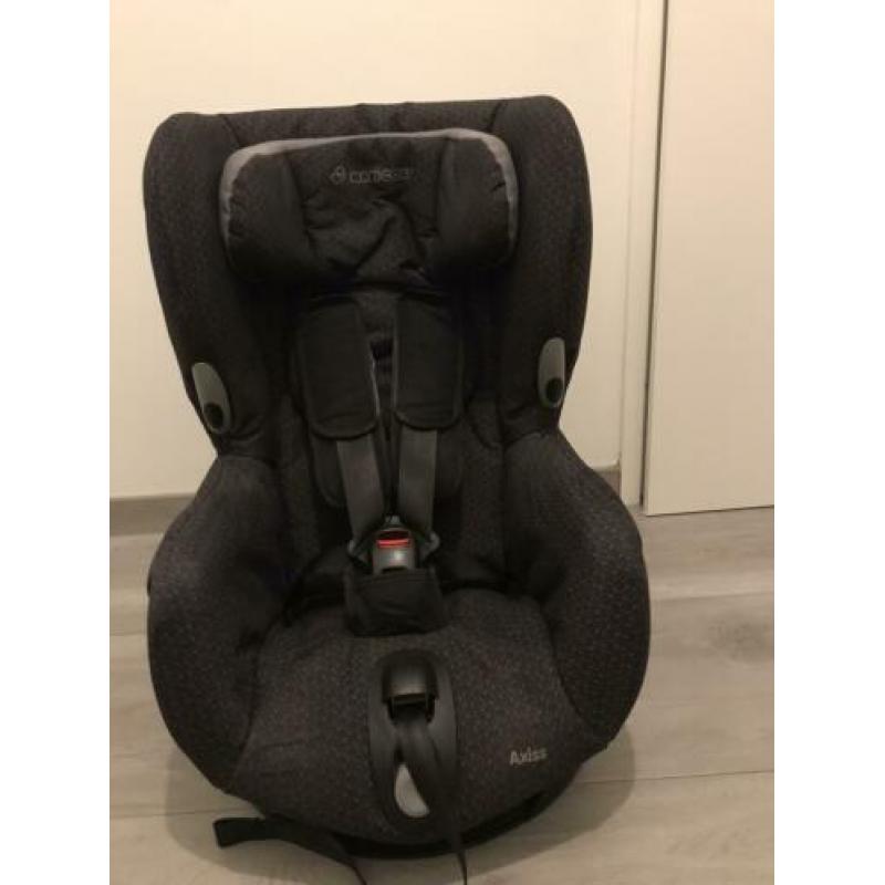 Maxi Cosi Axiss, draaibaar - 2 stuks voor € 80,- samen