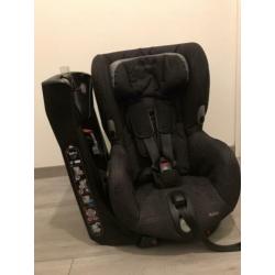 Maxi Cosi Axiss, draaibaar - 2 stuks voor € 80,- samen