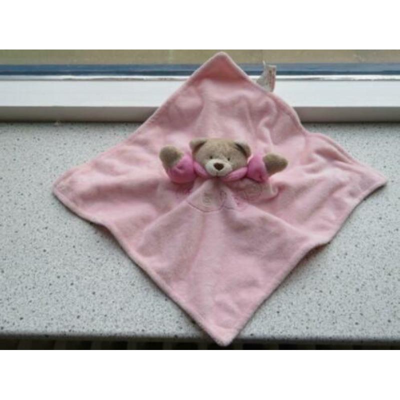 Knuffeldoek beer Baby Town BabyTown Baum Trading roze