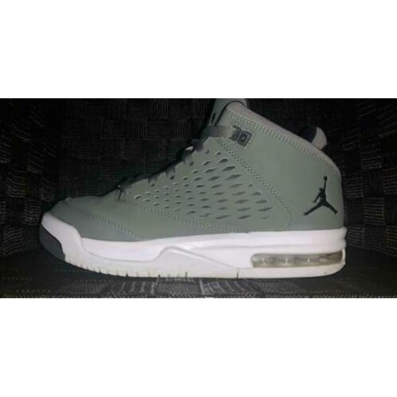 Nike Jordans maat 37,5