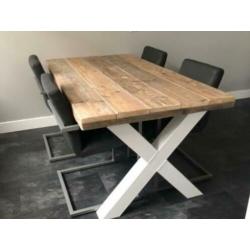 Industriele eettafel / tafels / eetkamer / keukentafel actie