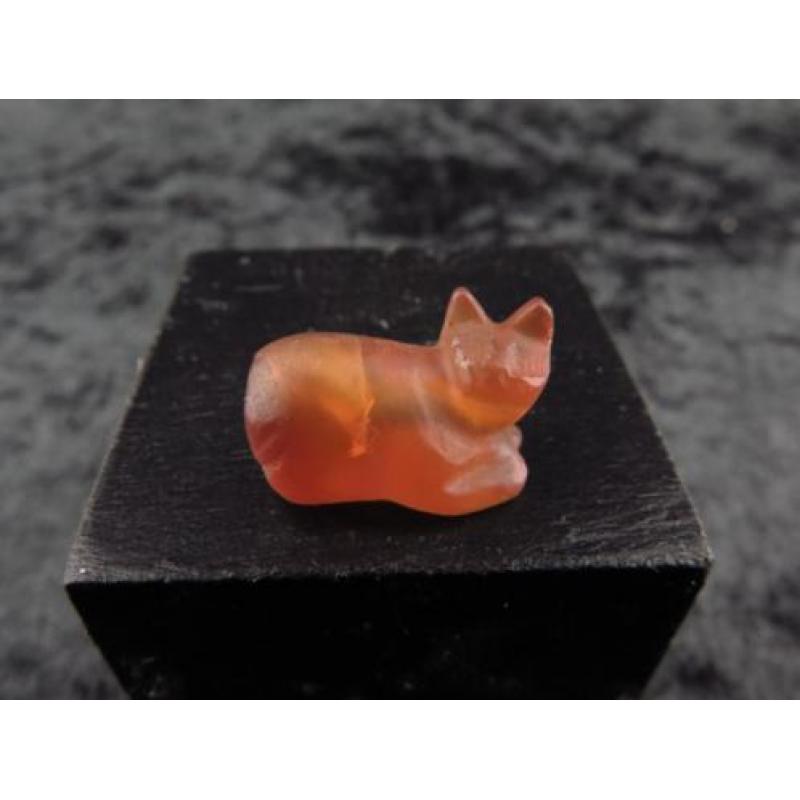 Egyptian carnelian Cat (Bastet) amulet