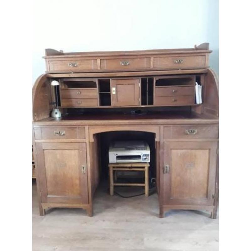 Secretaire met rolluik