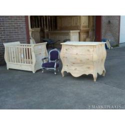 Barok commode , baby Buikcommode exclusive hand gemaakt