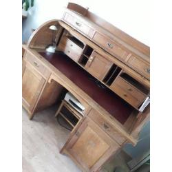 Secretaire met rolluik