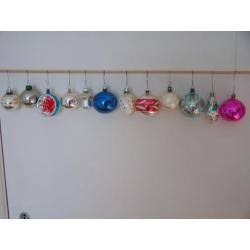 Oude kerstballen van glas