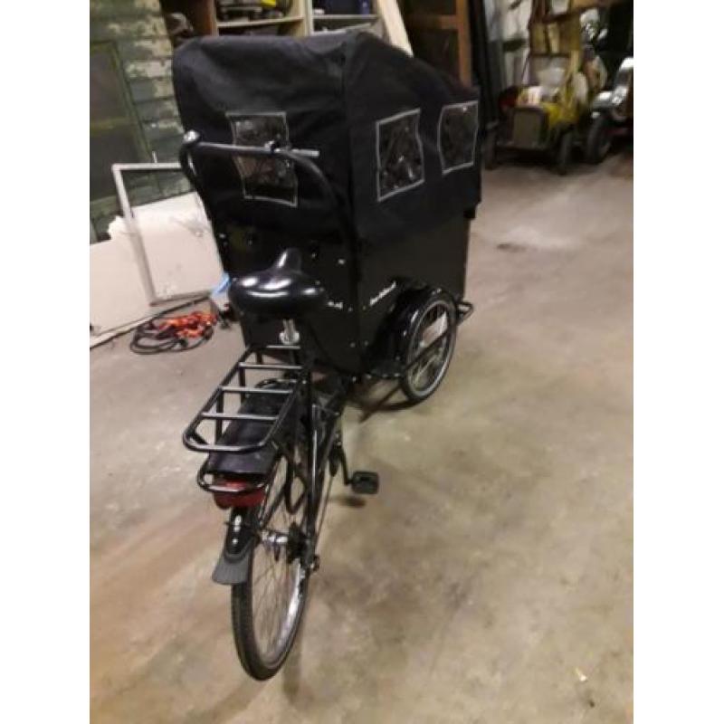 Bakfiets in nieuwstaat