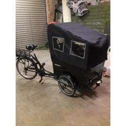 Bakfiets in nieuwstaat