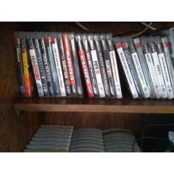 Playstation 3 + 2 controllers + 24 games