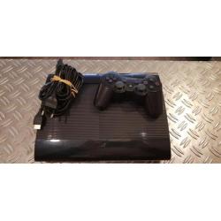 PS3 Ultraslim 12GB met 1 controller en kabels