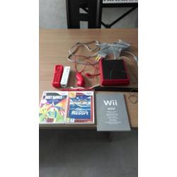 Wii Mini met 2 controller en 1 Nunchuck